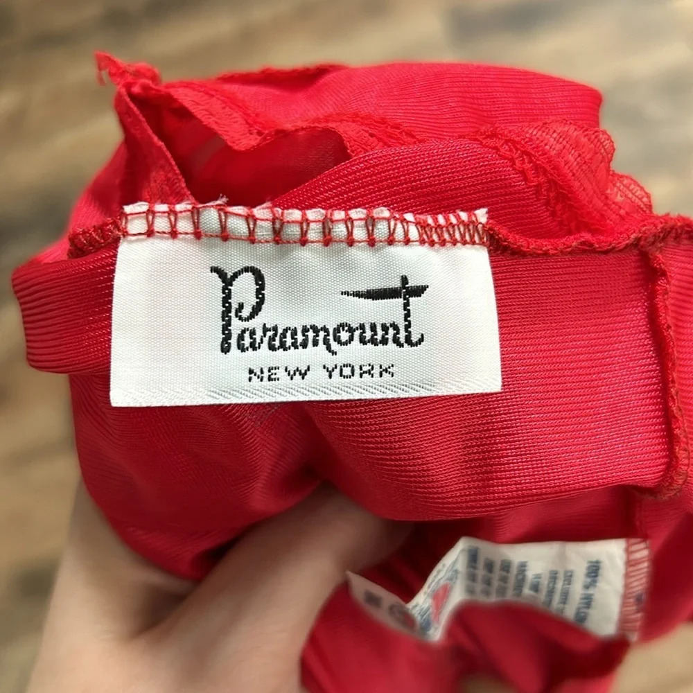 Vintage Paramount New York Red Lace Nightgown Small - Picture 13 of 13